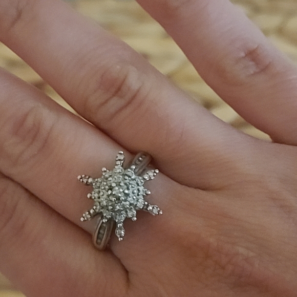 Snowflake diamond ring in sterling silver Snowflake jewelry silver diamond ring - Picture 8 of 8